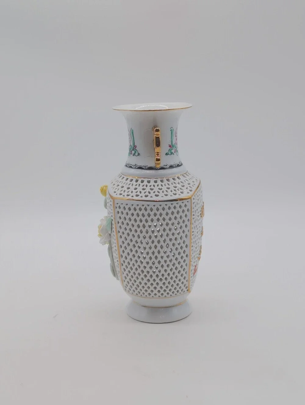 Vintage Chinese White Porcelain Floral Lattice Vase with Gold Handles 8x4 Inches